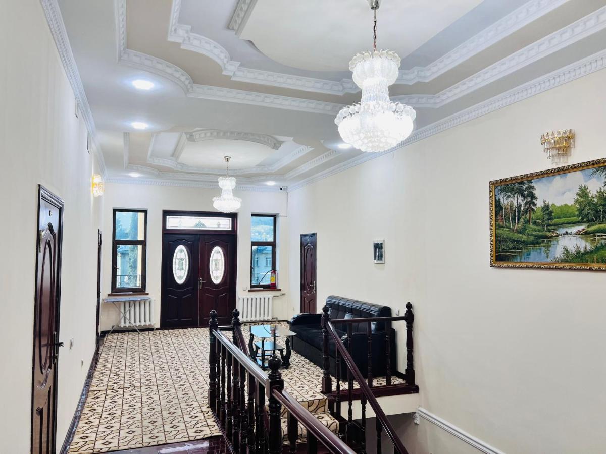 Alisher Hotel 두샨베 외부 사진