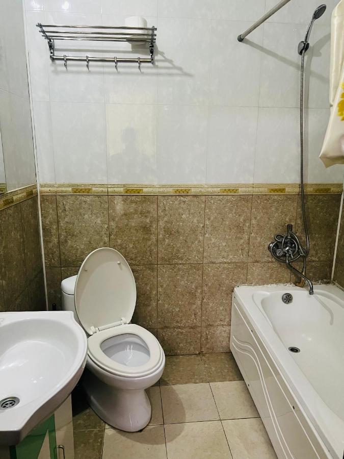 Alisher Hotel 두샨베 외부 사진